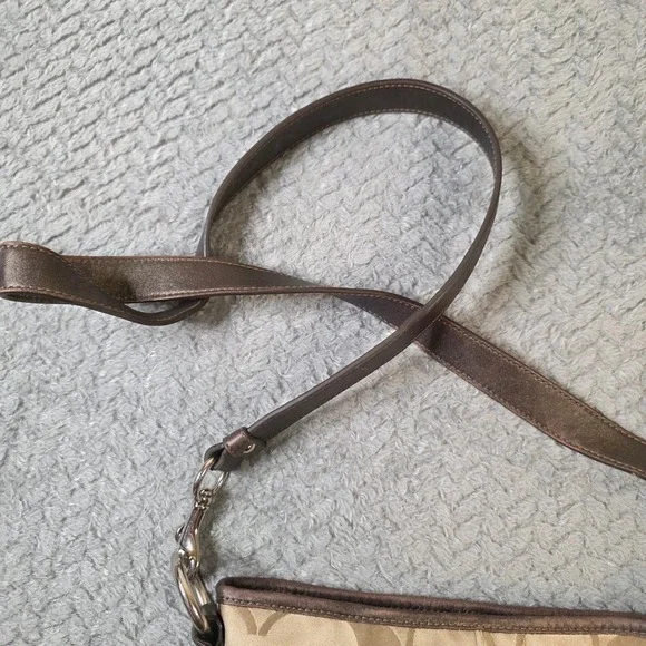 Coach Signature C Canvas Leather Trim Crossbody Shoulder Bag Brown Chain - Picture 4 of 12